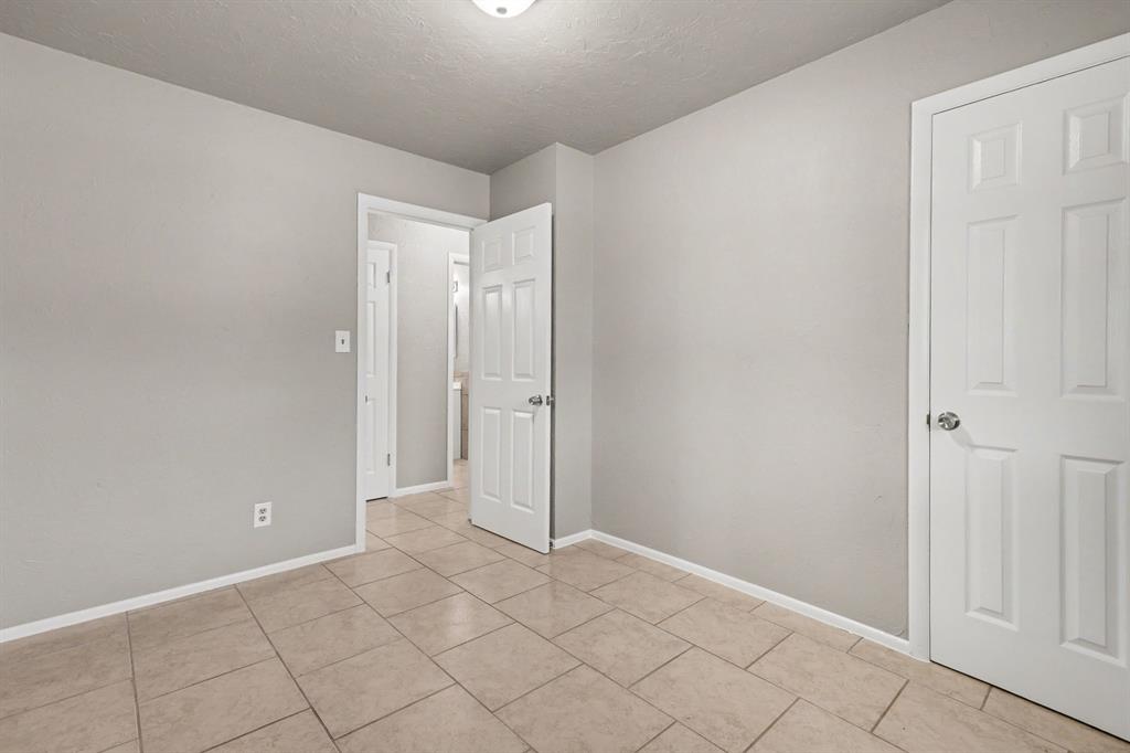 308 Arnold Avenue Property Photo 12