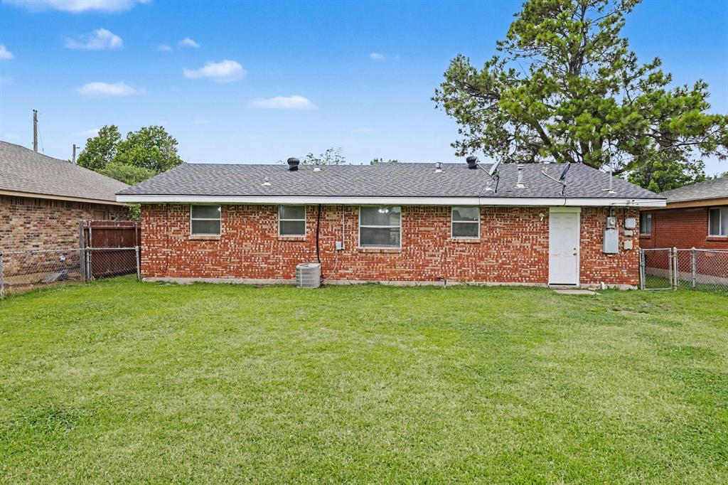 308 Arnold Avenue Property Photo 16