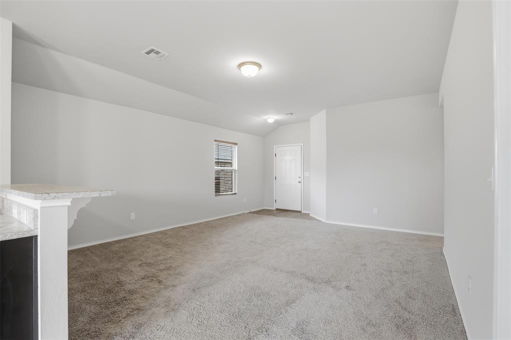 10009 Copperhead Road Property Photo 5