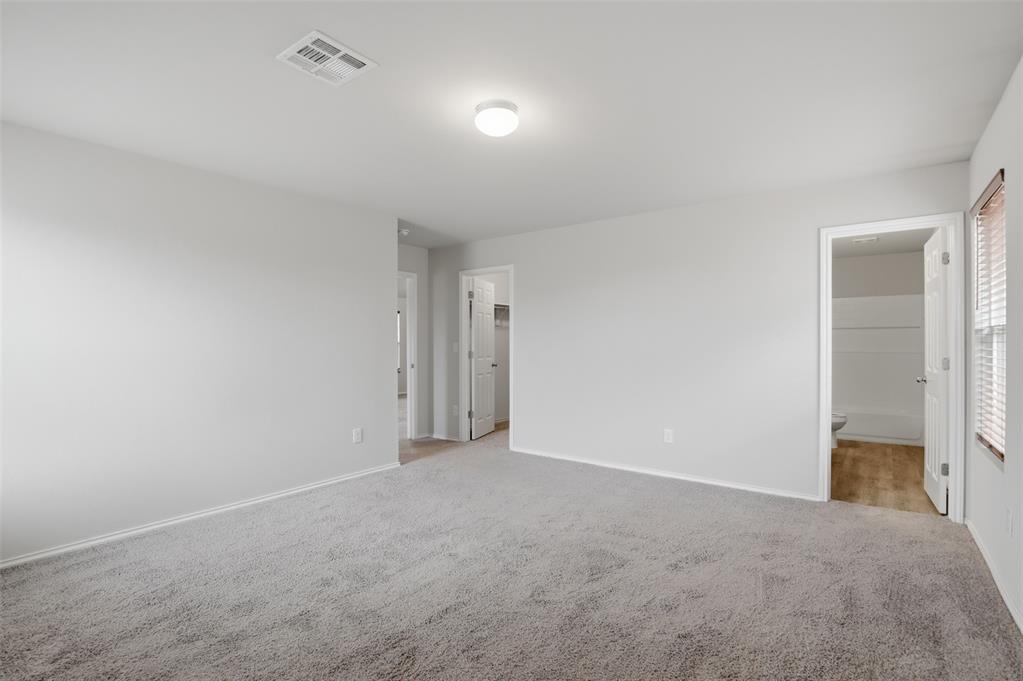 10009 Copperhead Road Property Photo 7