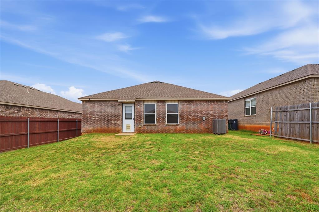 10009 Copperhead Road Property Photo 12