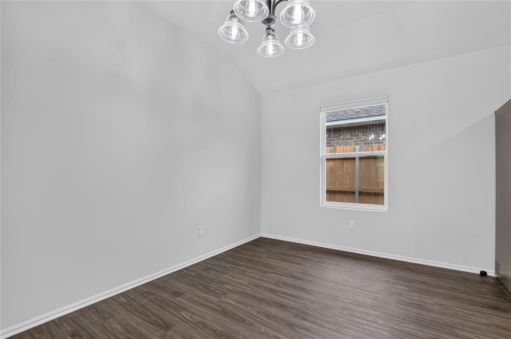 1320 Willowood Circle Property Photo 12