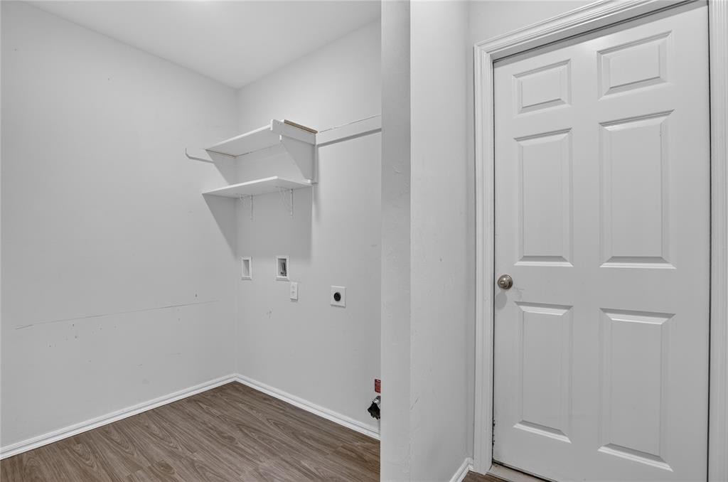 1320 Willowood Circle Property Photo 16