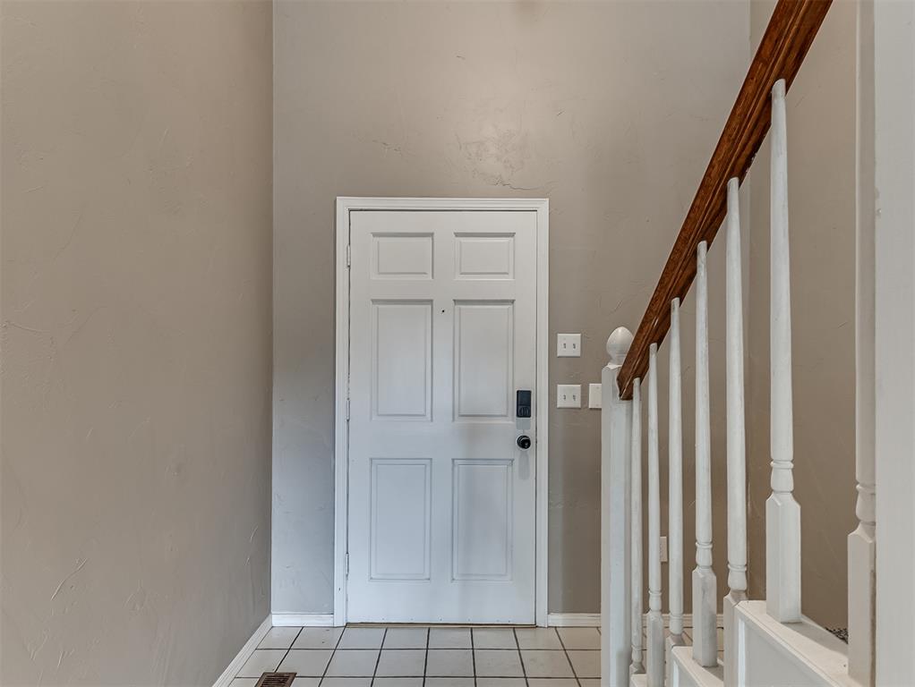 1300 Nw 184th Street Property Photo 6