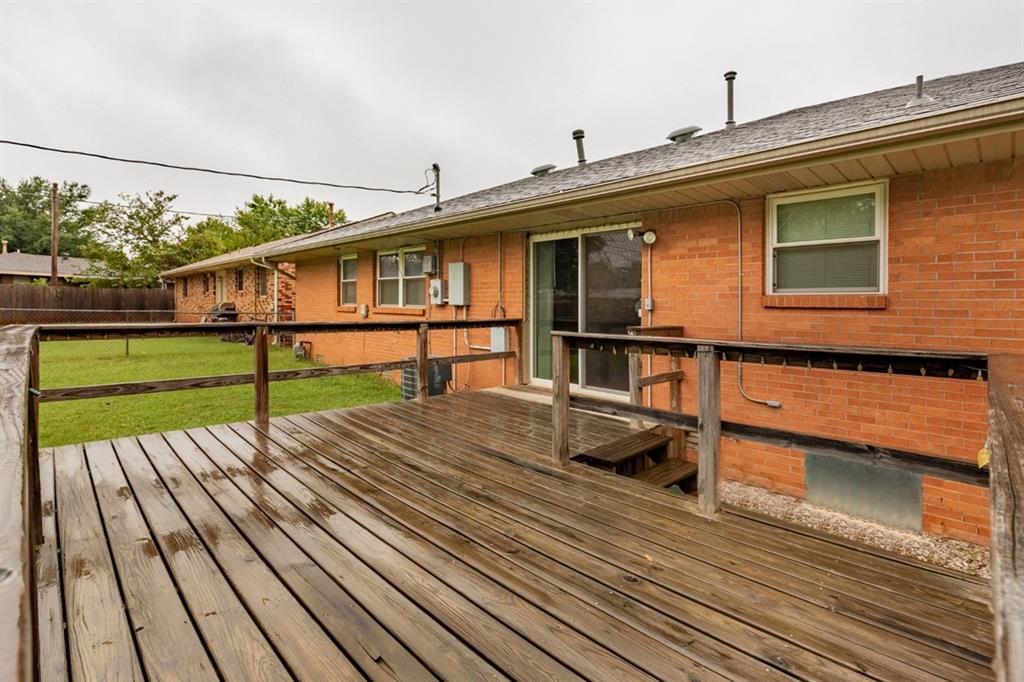 2108 Henderson Drive Property Photo 12
