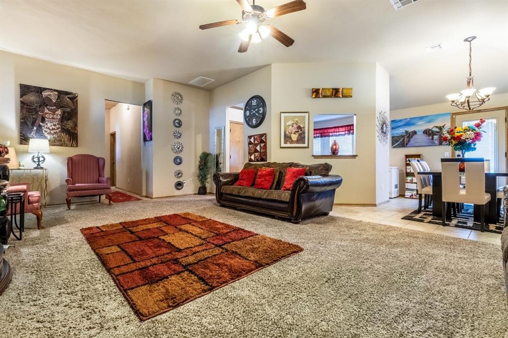 8205 Hillers Road Property Photo 4