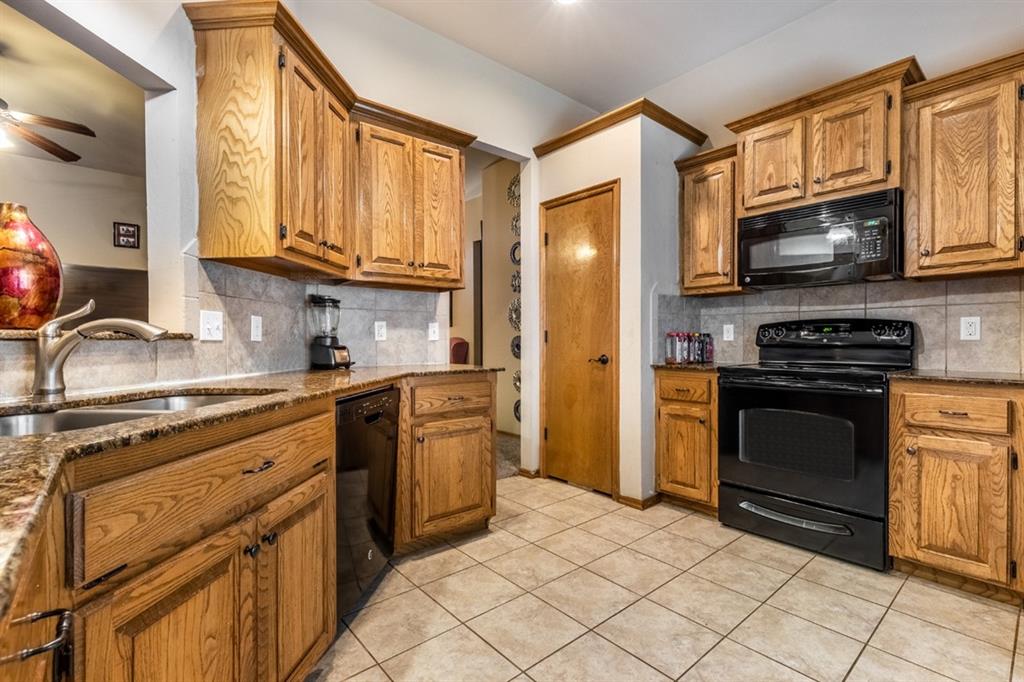 8205 Hillers Road Property Photo 8