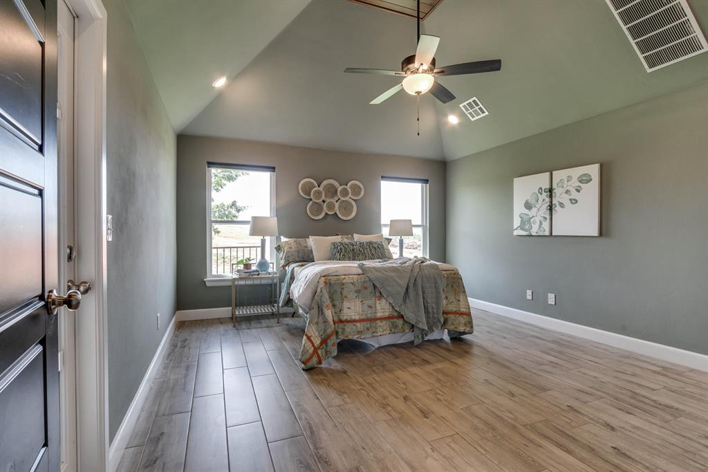3725 River Valley Drive Property Photo 17