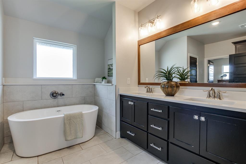 3725 River Valley Drive Property Photo 19