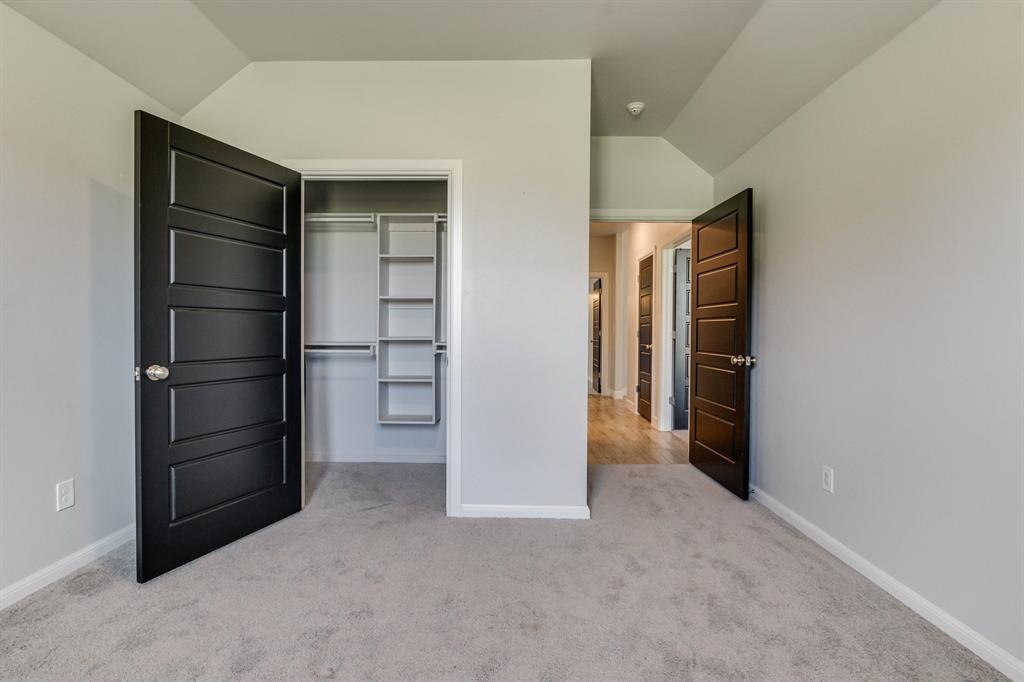 3725 River Valley Drive Property Photo 38