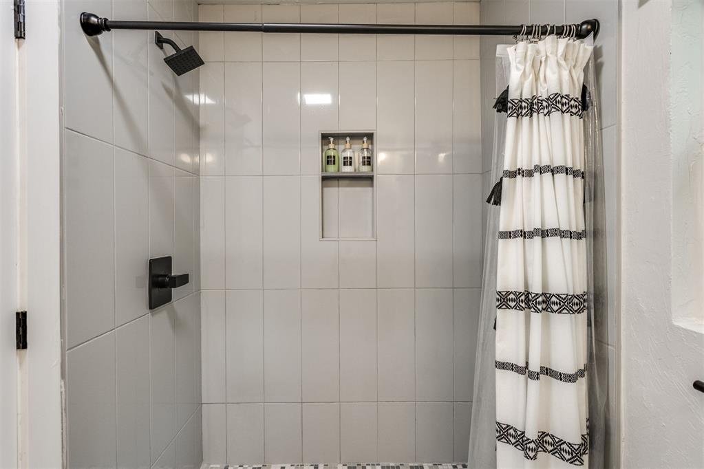 1212 Nw 48th Street Property Photo 43