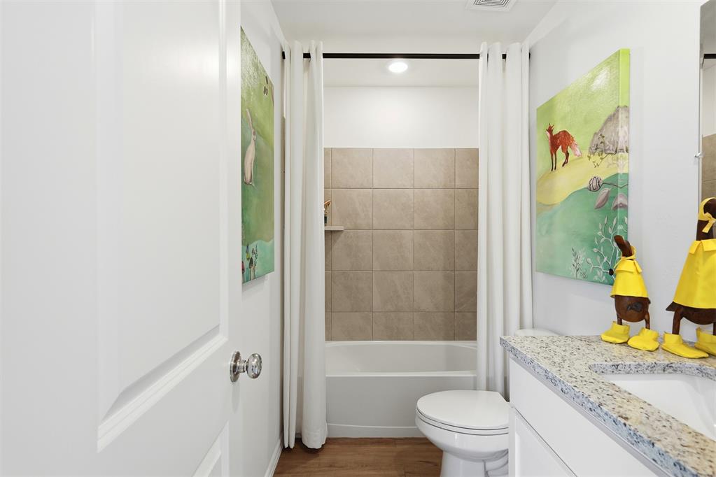 2039 Delphine Drive Property Photo 12
