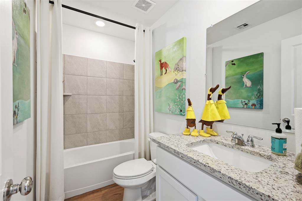 2039 Delphine Drive Property Photo 13