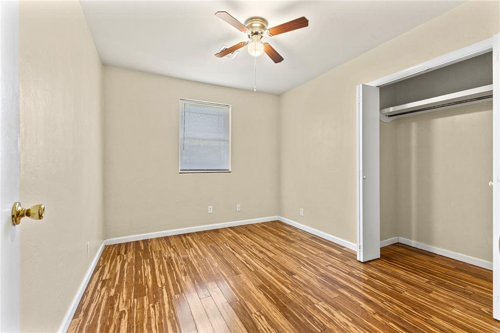 519 W Davis Avenue Property Photo 22