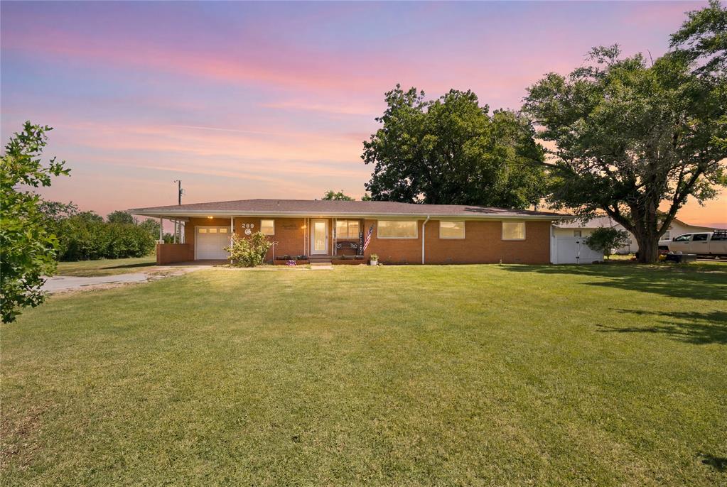 509 E Highway 62 Property Photo 1