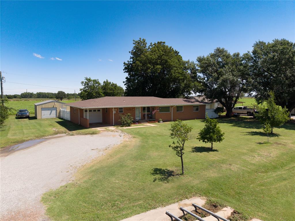 509 E Highway 62 Property Photo 2