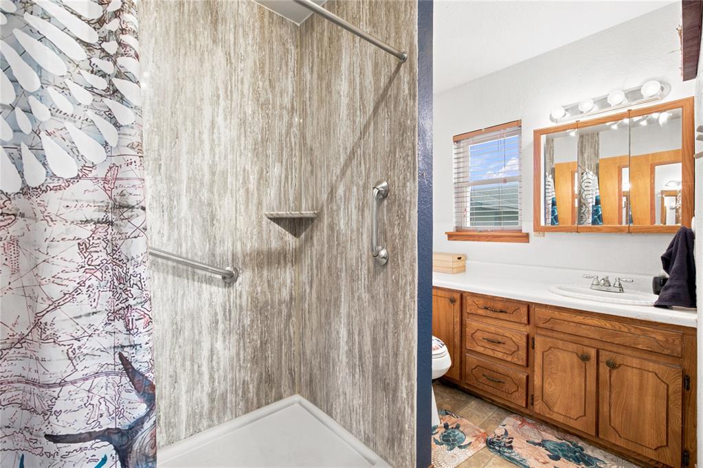509 E Highway 62 Property Photo 18