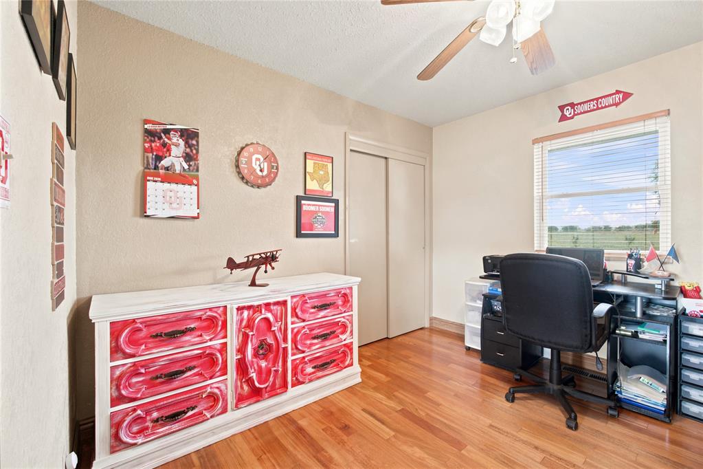 509 E Highway 62 Property Photo 19