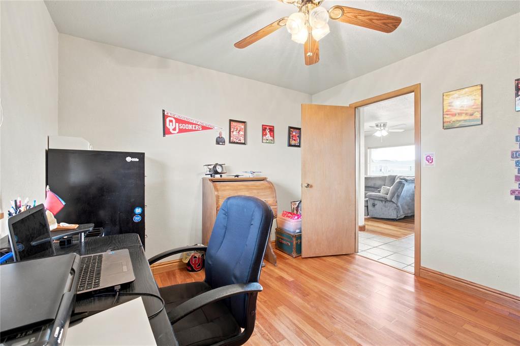 509 E Highway 62 Property Photo 20