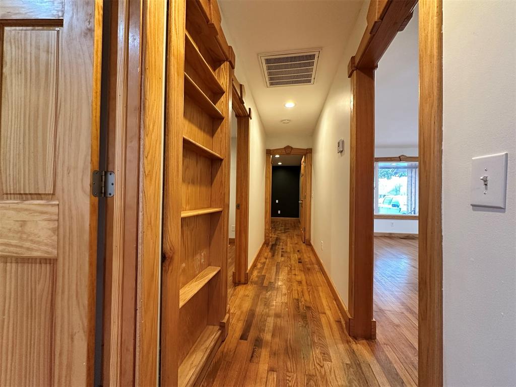 2833 Kent Drive Property Photo 10
