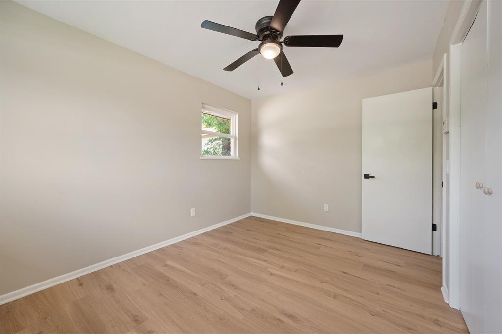 5613 Ne Grand Boulevard Property Photo 28
