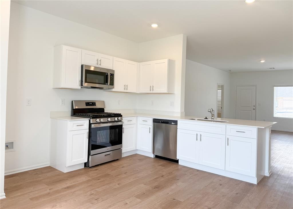 16208 Lovers Lane Property Photo 1