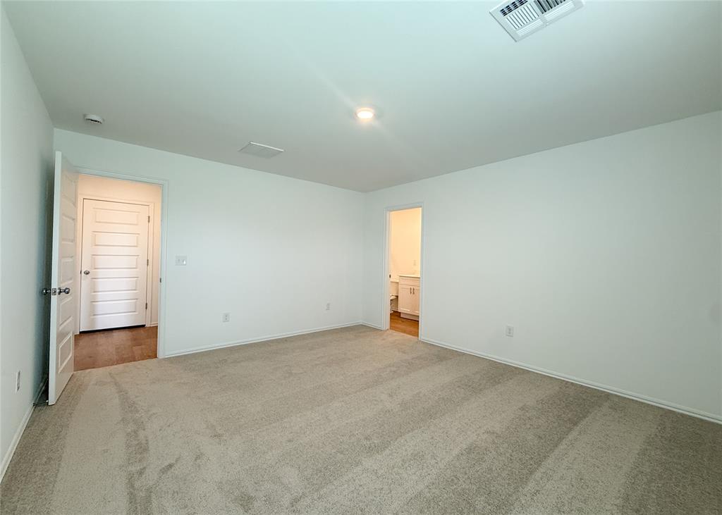 16208 Lovers Lane Property Photo 11