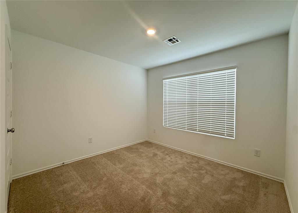 16208 Lovers Lane Property Photo 20