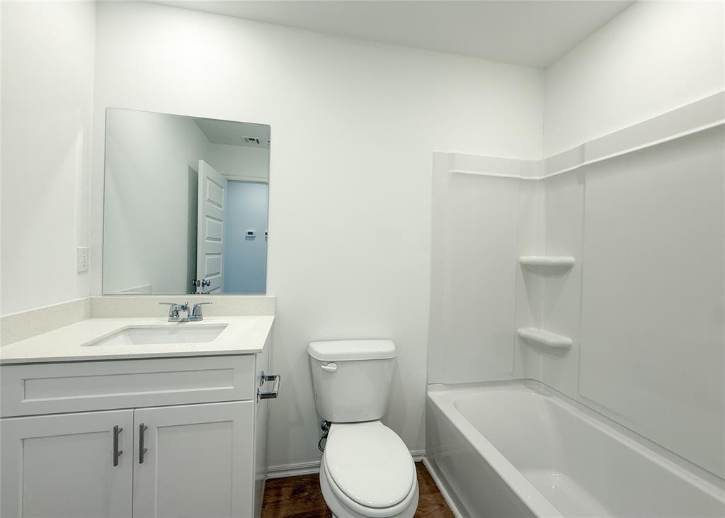 16208 Lovers Lane Property Photo 22