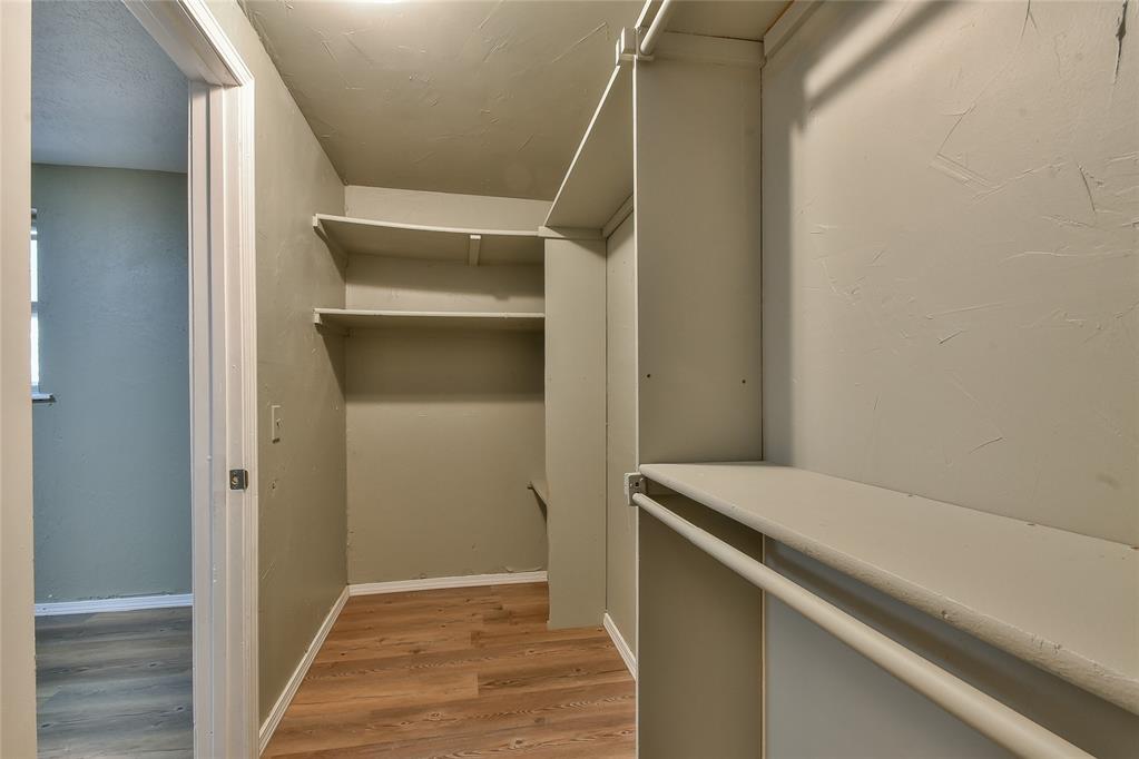 418 W Penn Street Property Photo 9