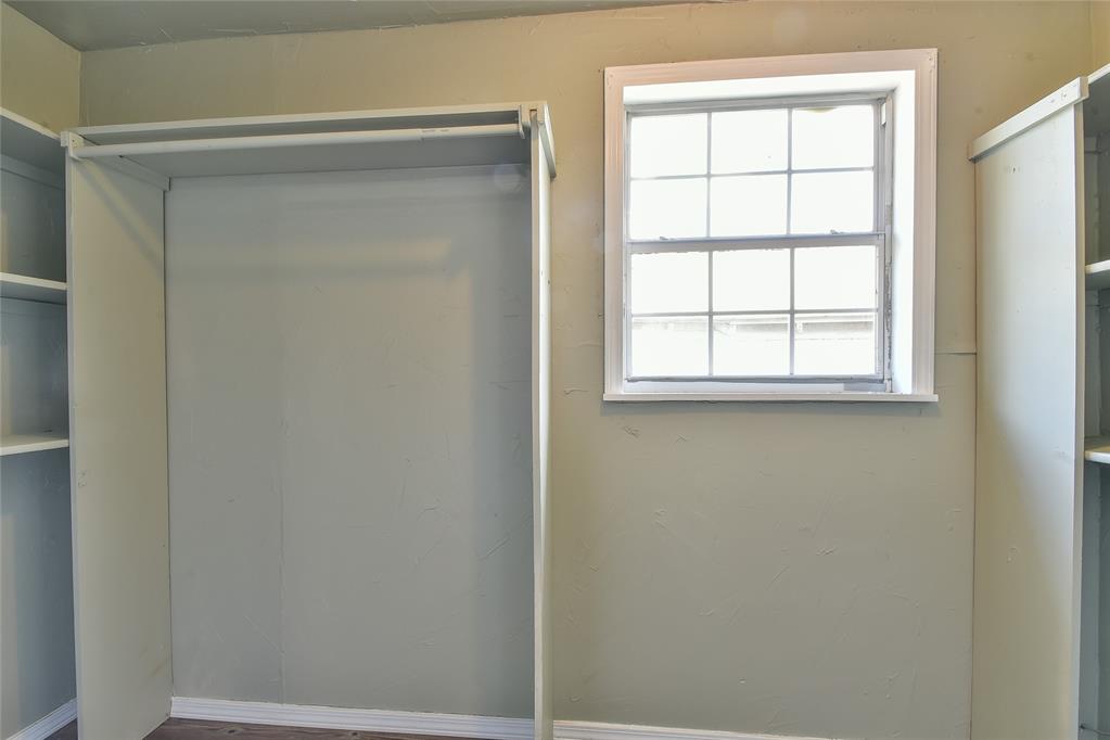 418 W Penn Street Property Photo 12