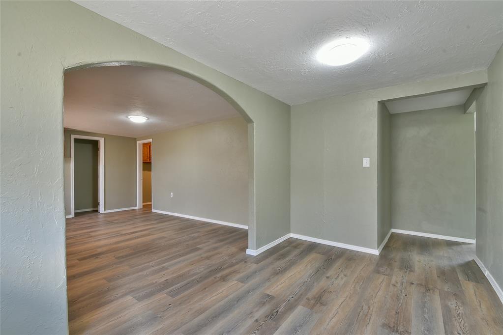 418 W Penn Street Property Photo 19