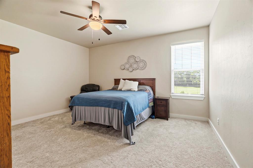 2802 N Broadway Avenue Property Photo 15