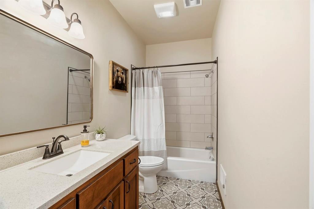 2802 N Broadway Avenue Property Photo 23