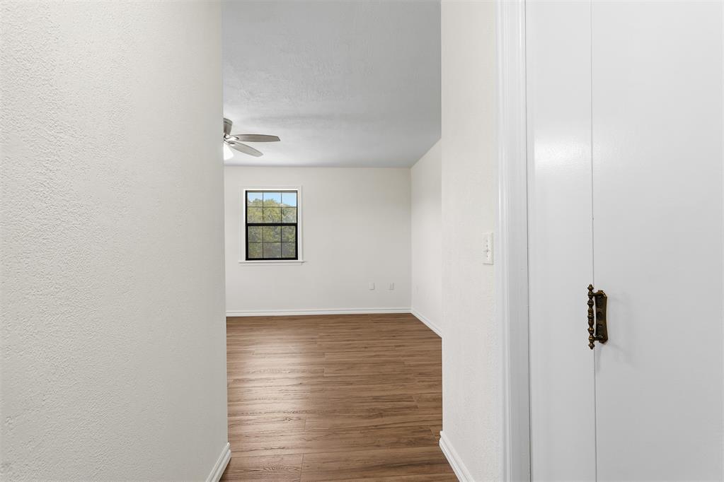 29274 Highway 74 Property Photo 22