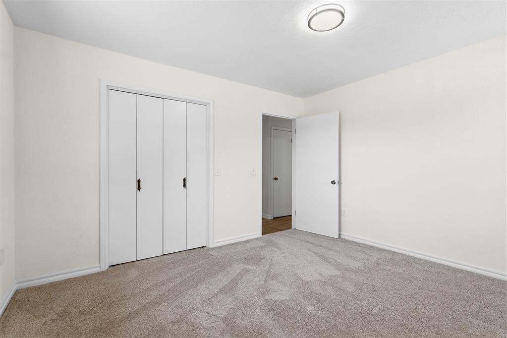 29274 Highway 74 Property Photo 34