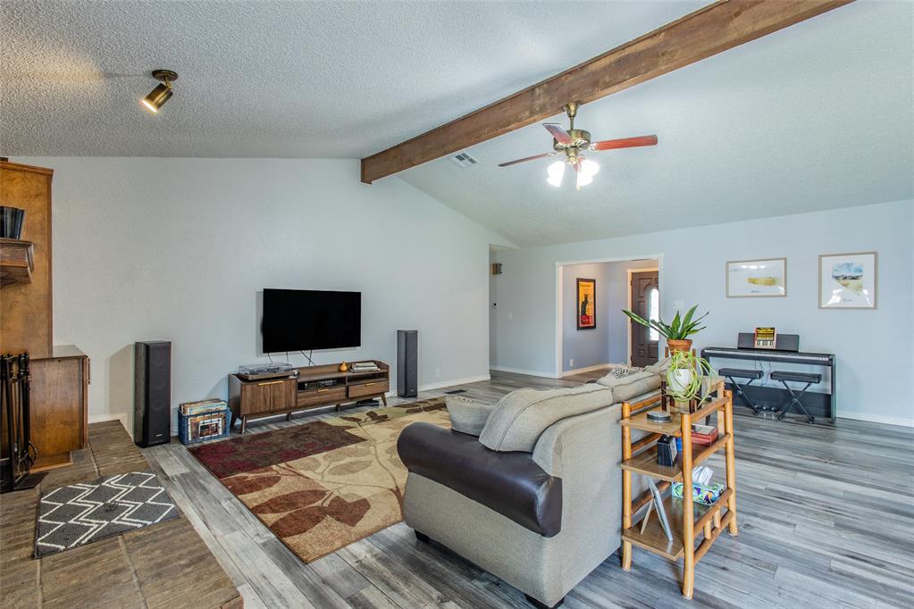 2813 Pinto Trail Property Photo 8