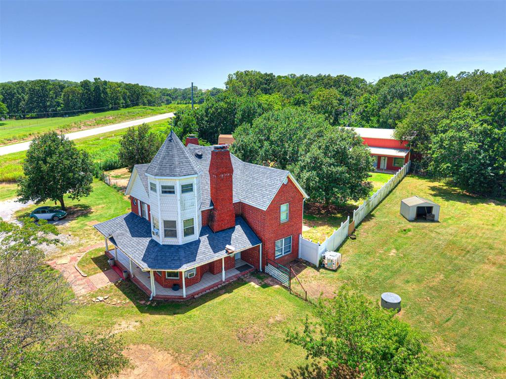 10864 E Colbert Road Property Photo 4