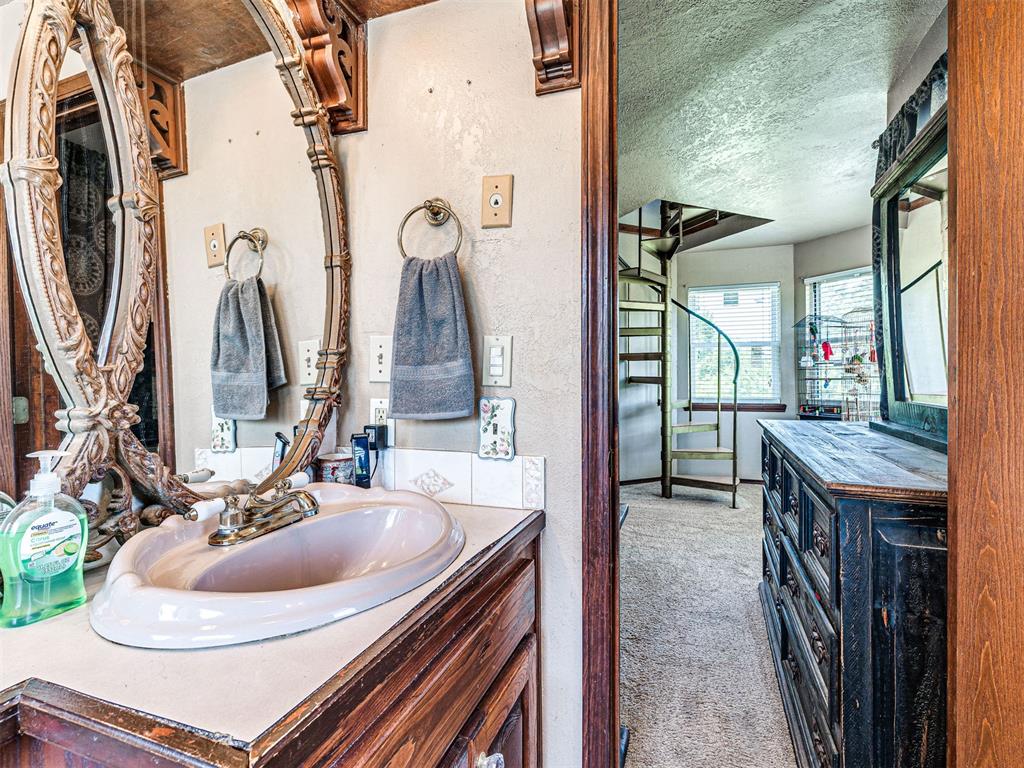 10864 E Colbert Road Property Photo 34