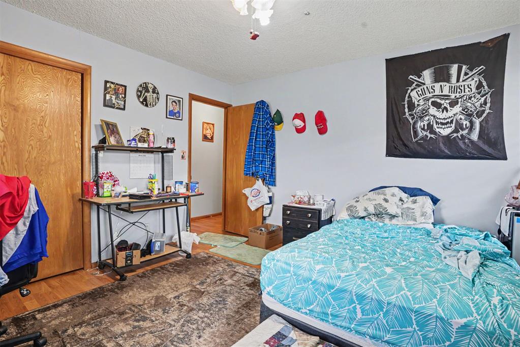 509 W Lark Street Property Photo 23