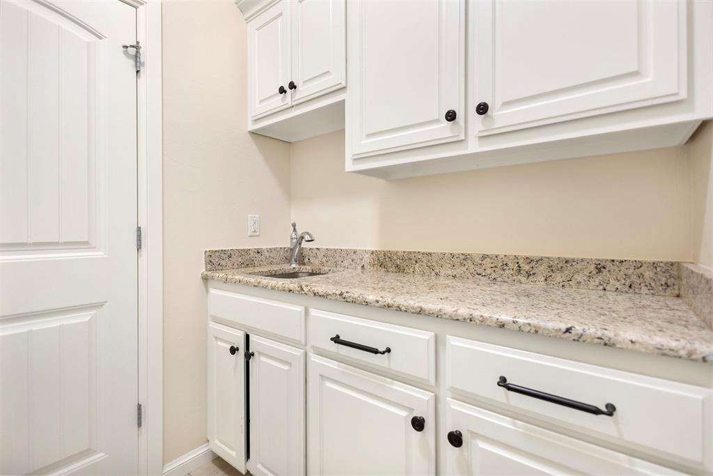4625 Roundup Road Property Photo 49