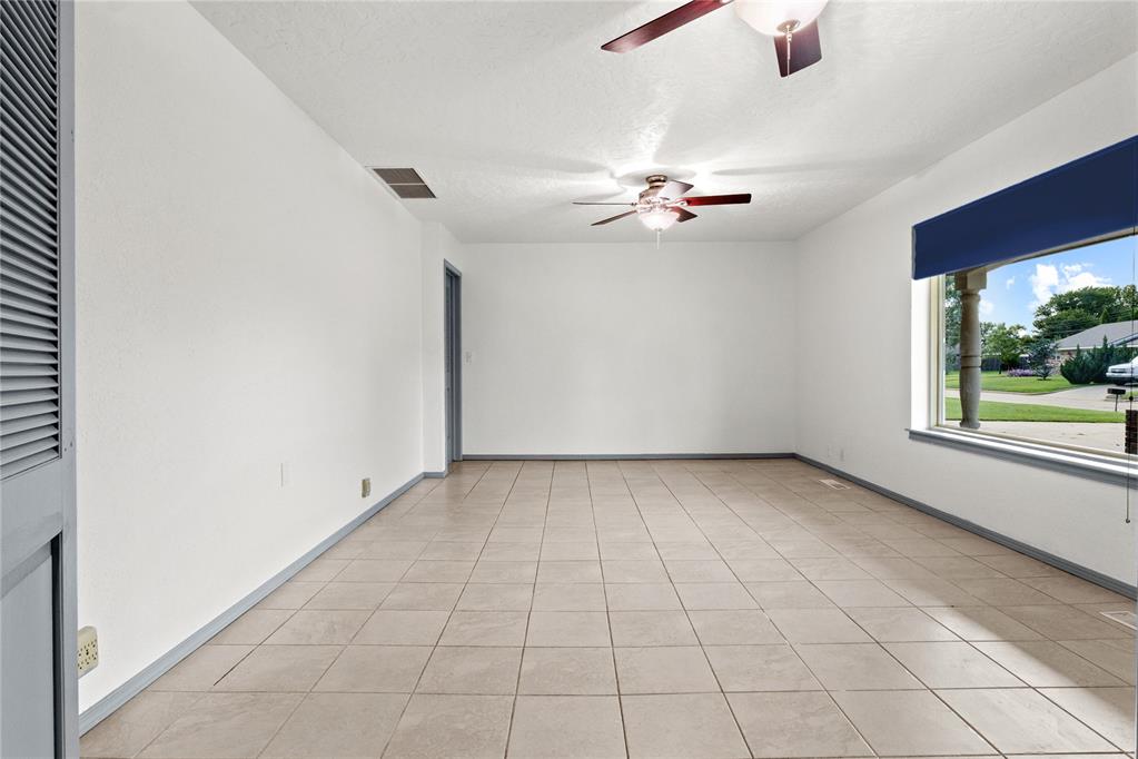 1450 Pine Street Property Photo 8