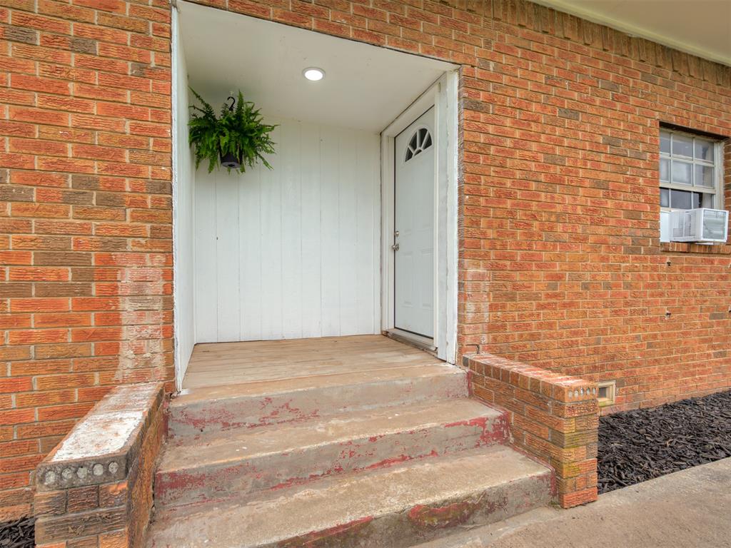 202 Nw 34th Street Property Photo 7