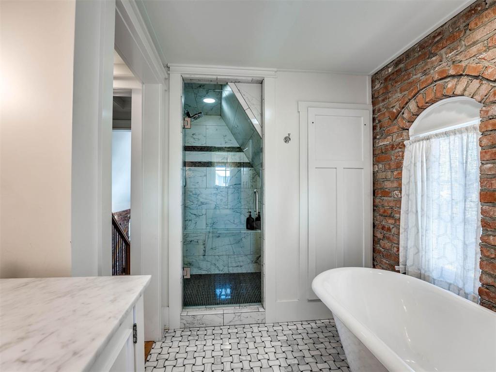 43 Redbud Street D Property Photo 36