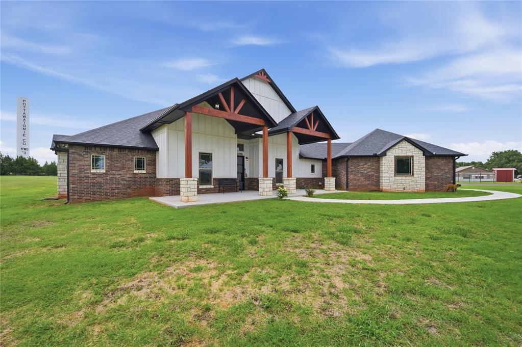 19213 W Walker Road Property Photo 1