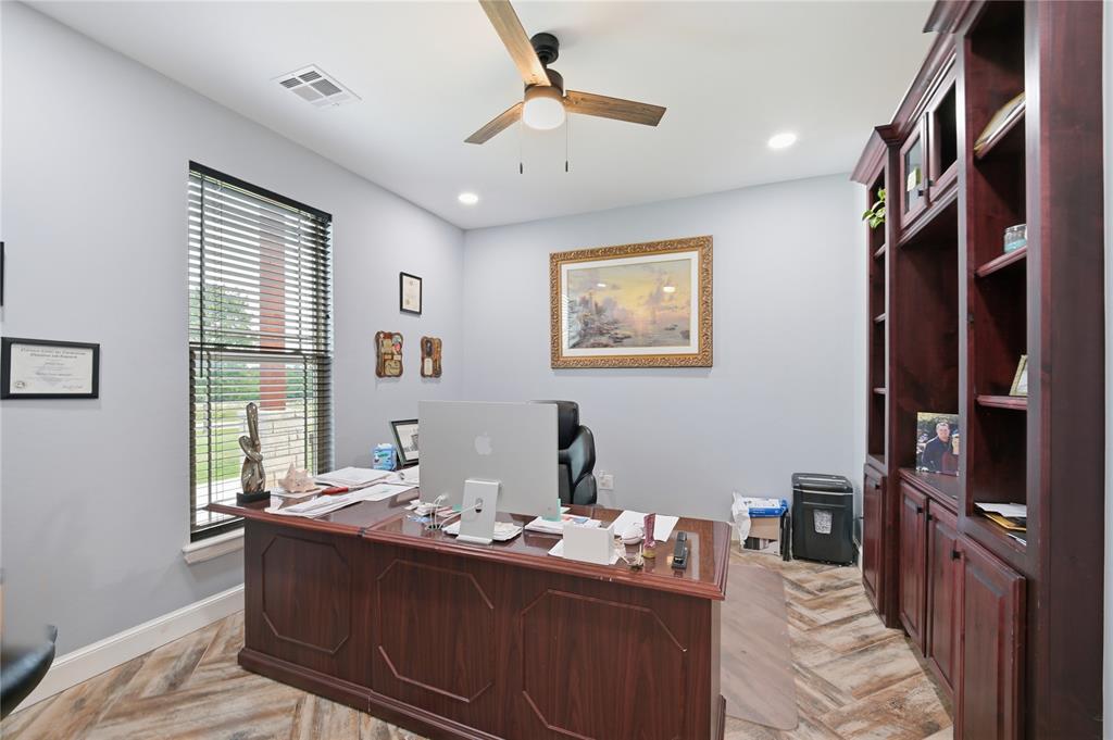 19213 W Walker Road Property Photo 11