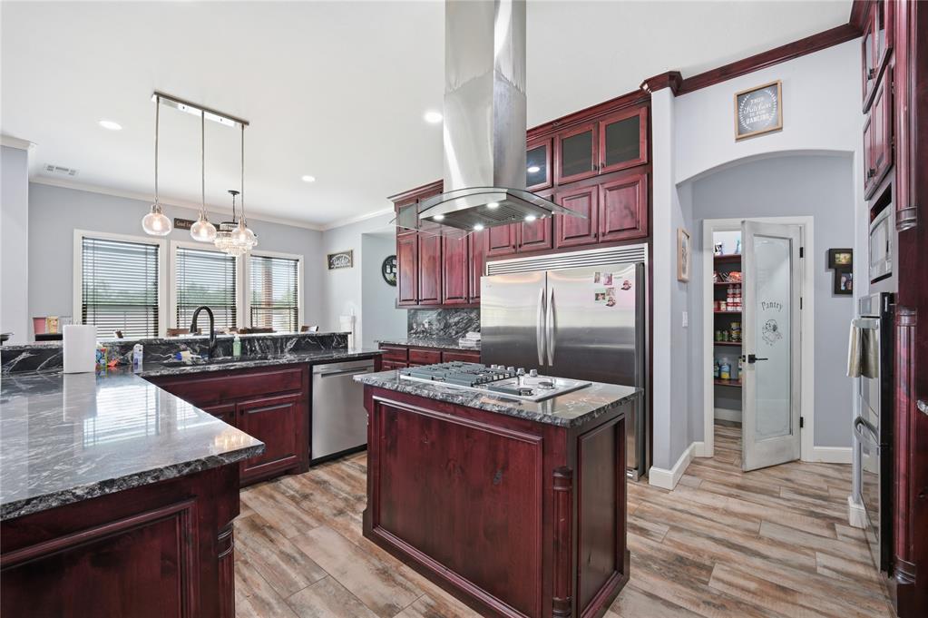 19213 W Walker Road Property Photo 15