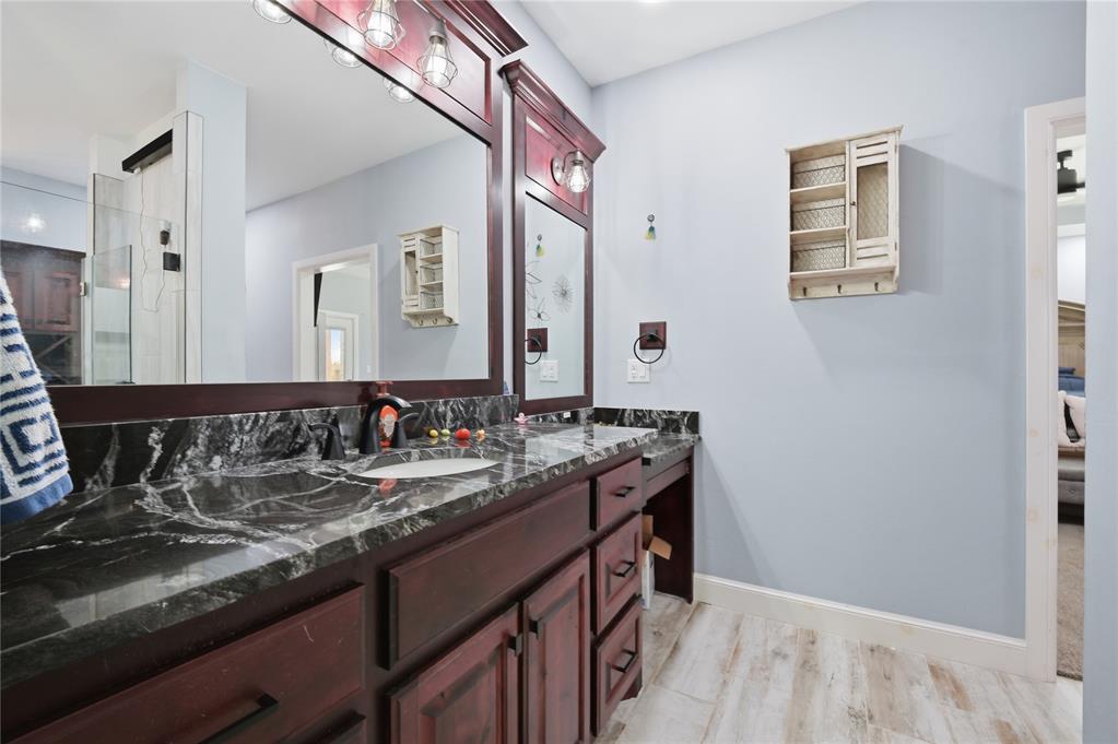 19213 W Walker Road Property Photo 22