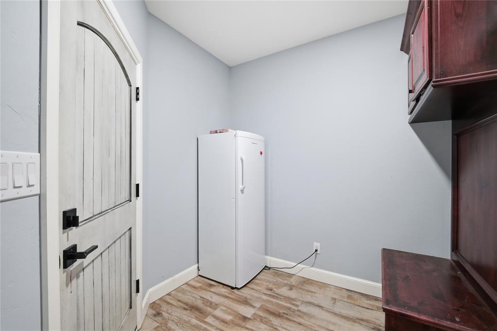 19213 W Walker Road Property Photo 27