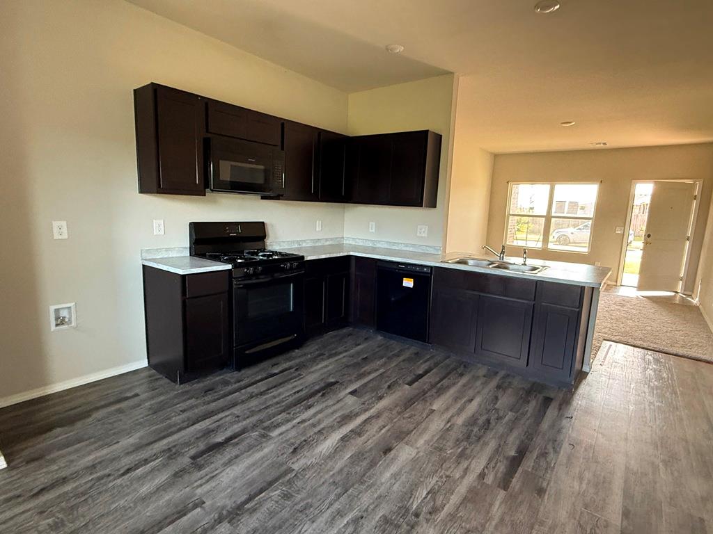 695 Foxtail Drive Property Photo 18